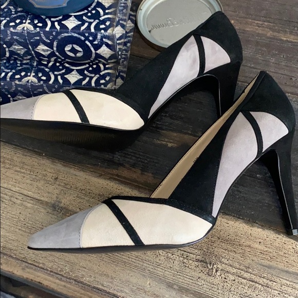 Shoes - Picture 5 of 6